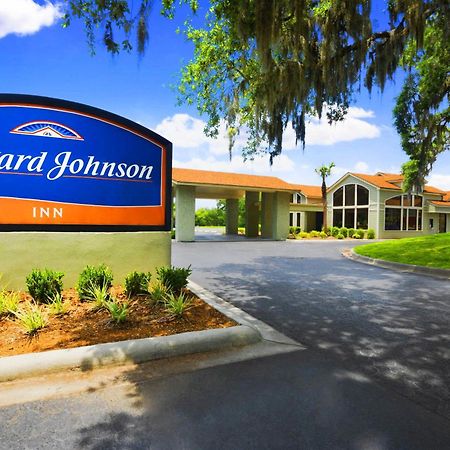Howard Johnson By Wyndham Beaufort/Parris Island Exterior photo