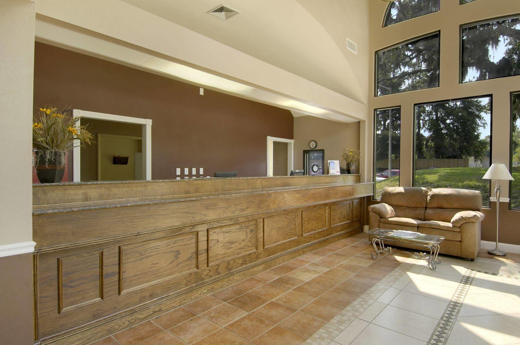 Howard Johnson By Wyndham Beaufort/Parris Island Exterior photo